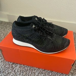 Nike Flyknit Racer - Black